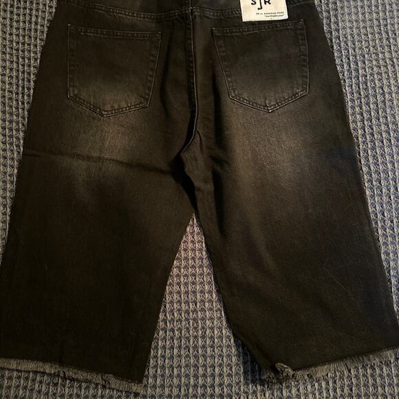 Sandrine Rose Bermudas - Picture 4 of 6